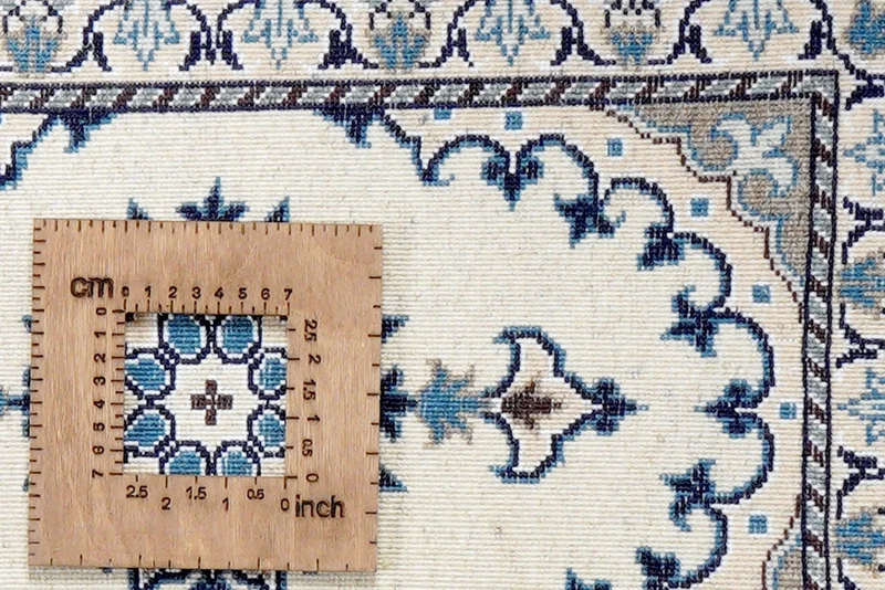 Nain 12La · Handgeknüpft – Beige, 65x40 cm
