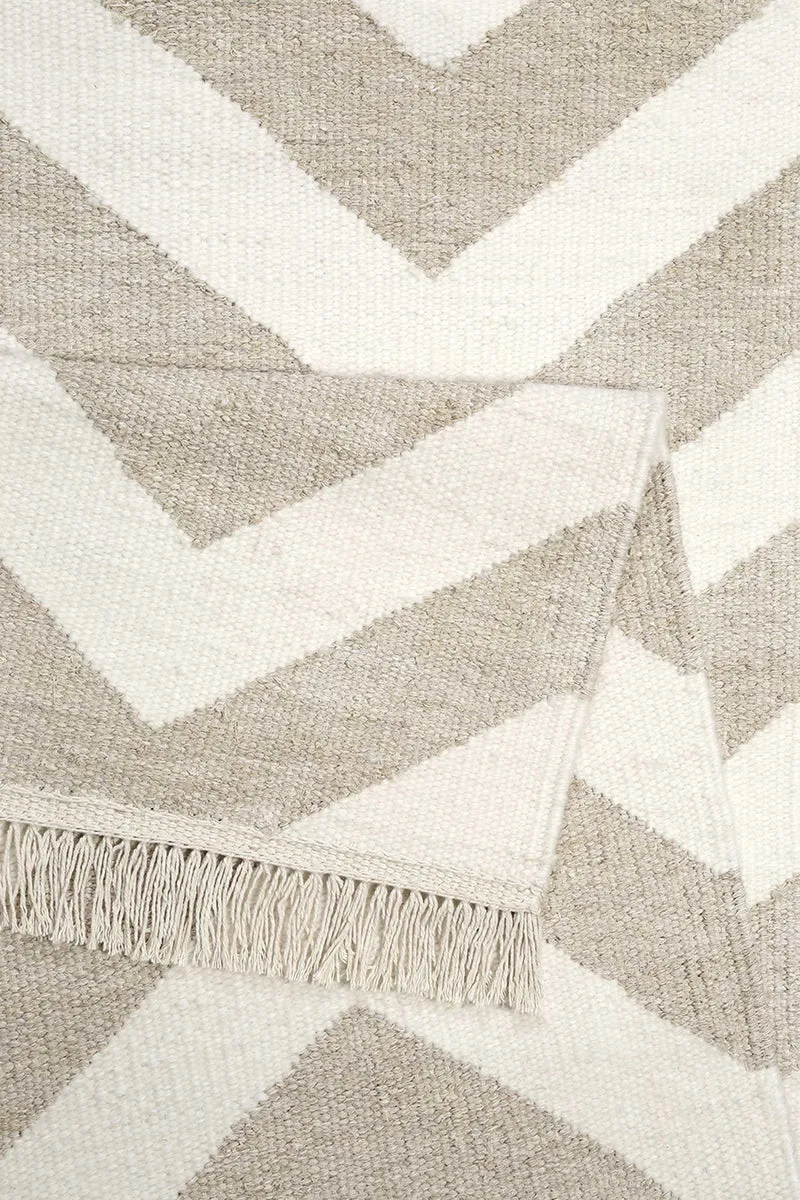 Kelim Teppich Beige aus Naturfasern "Zig-Zag" WECONhome
