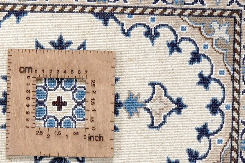 Nain 12La · Handgeknüpft – Beige, 62x39 cm
