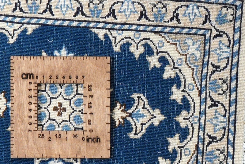 Nain 12La · Handgeknüpft – Blau, 57x39 cm