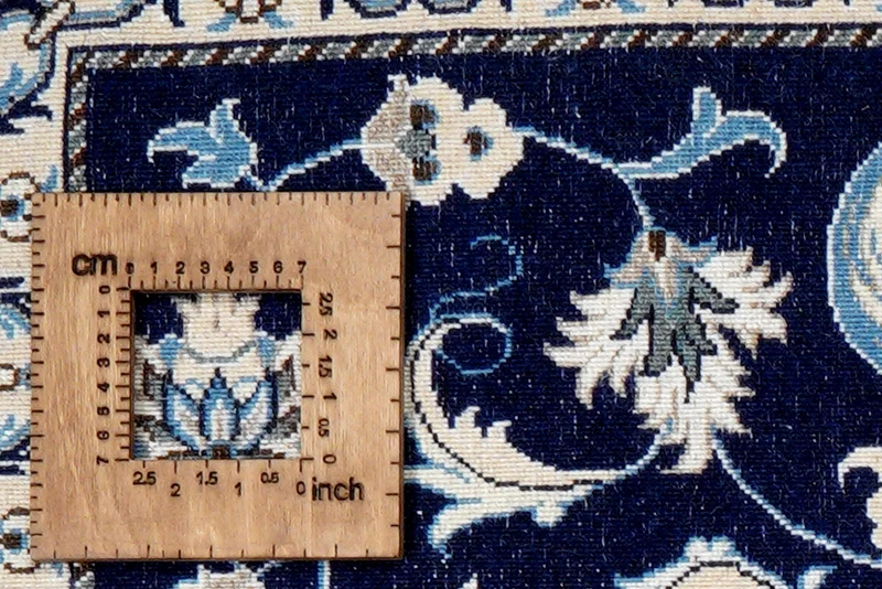 Nain 12La · Handgeknüpft – Blau, 136x68 cm