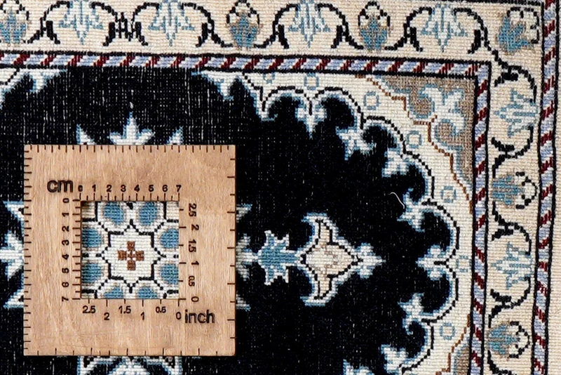 Nain 12La · Handgeknüpft – Blau, 64x41 cm