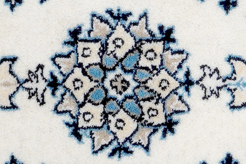 Nain 12La · Handgeknüpft – Beige, 63x39 cm