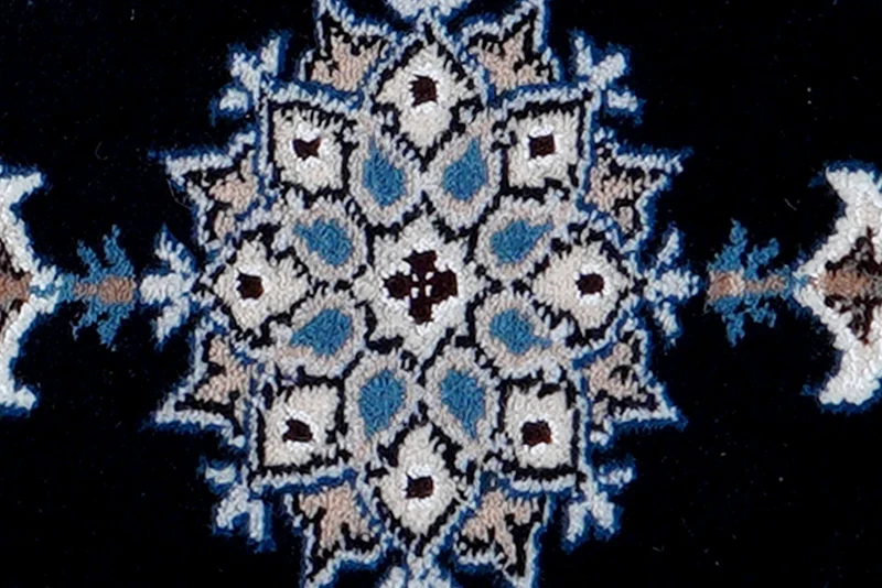 Nain 12La · Handgeknüpft – Blau, 56x39 cm