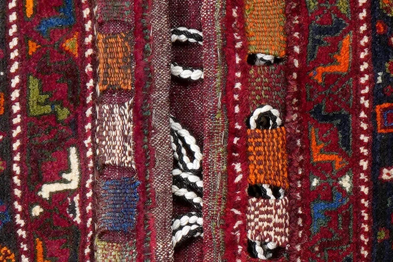Khorjin · Handgefertigt – Bunt, 117x65 cm