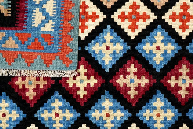 Kelim Gashgai · Handgewebt – Schwarz, 193x159 cm