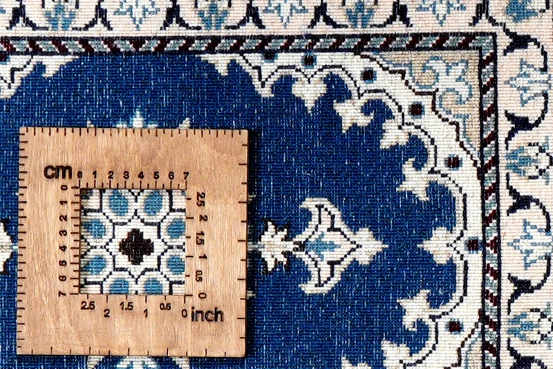 Nain 12La · Handgeknüpft – Blau, 59x39 cm