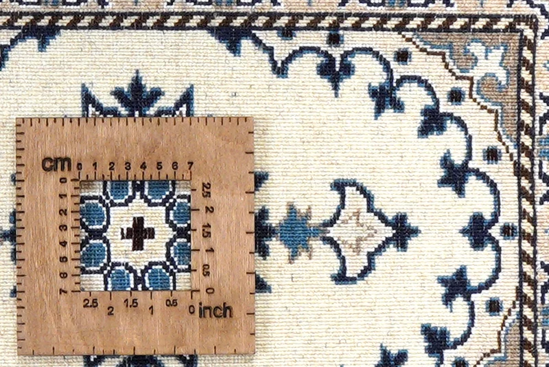 Nain 12La · Handgeknüpft – Beige, 62x39 cm