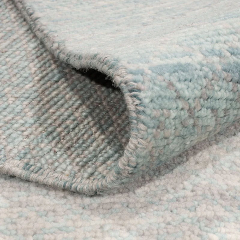 Designer Teppich 307x428cm - hellblau