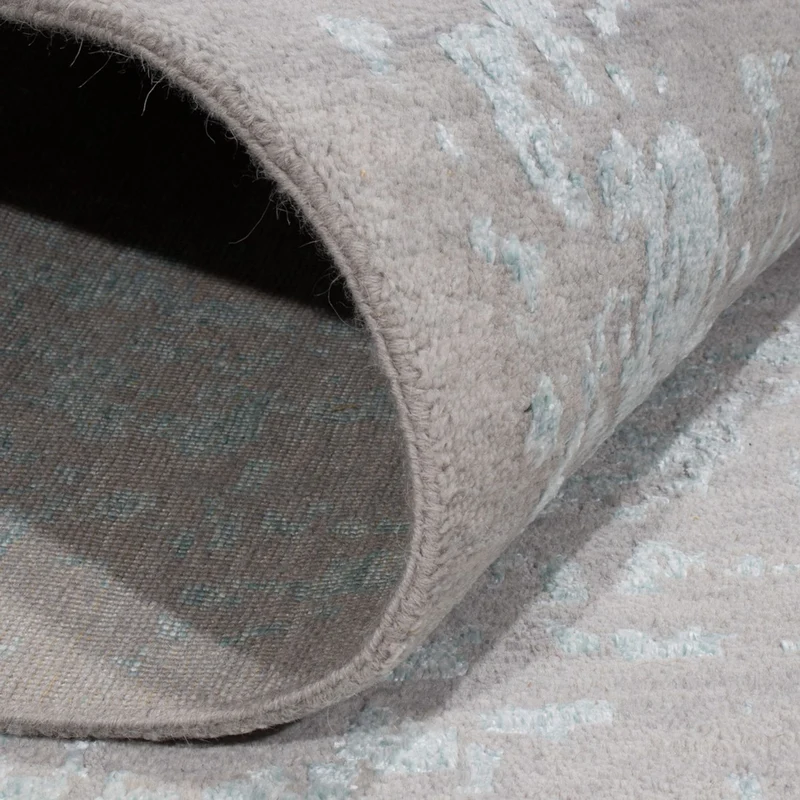 Designer Teppich 275x367cm - hellblau