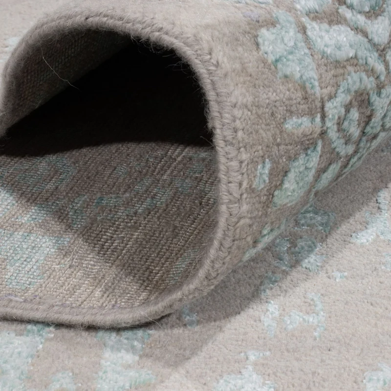 Designer Teppich 270x358cm - hellblau