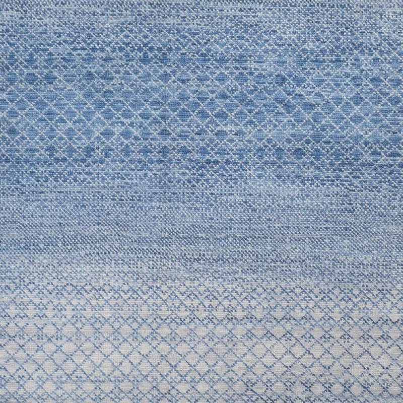 Designer Teppich 277x365cm - hellblau