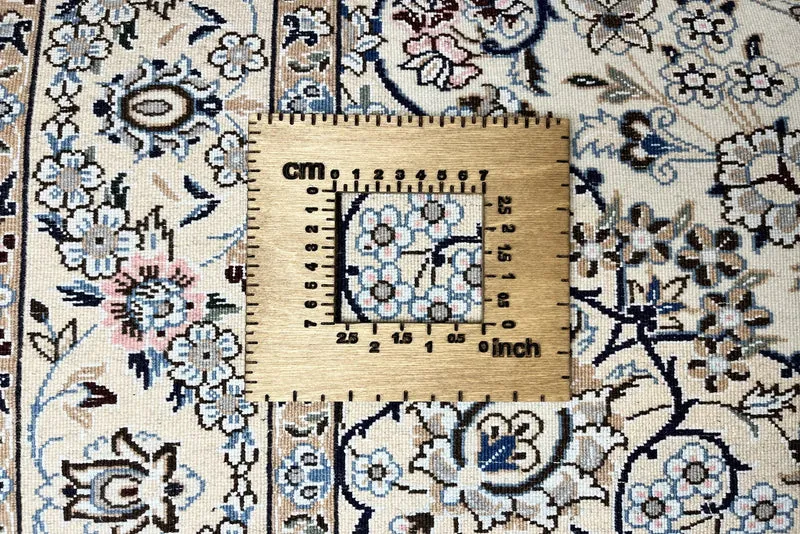 Nain 9La · Handgeknüpft – Beige, 205x129 cm