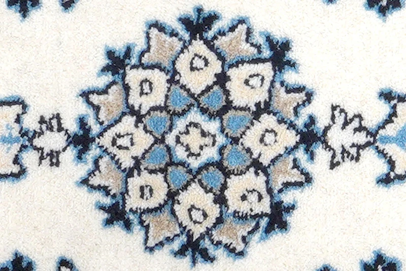 Nain 12La · Handgeknüpft – Beige, 65x38 cm
