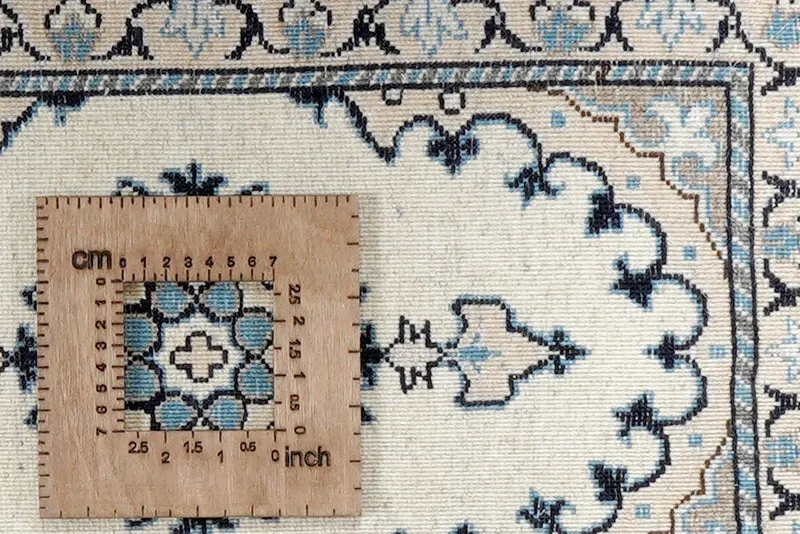 Nain 12La · Handgeknüpft – Beige, 65x38 cm