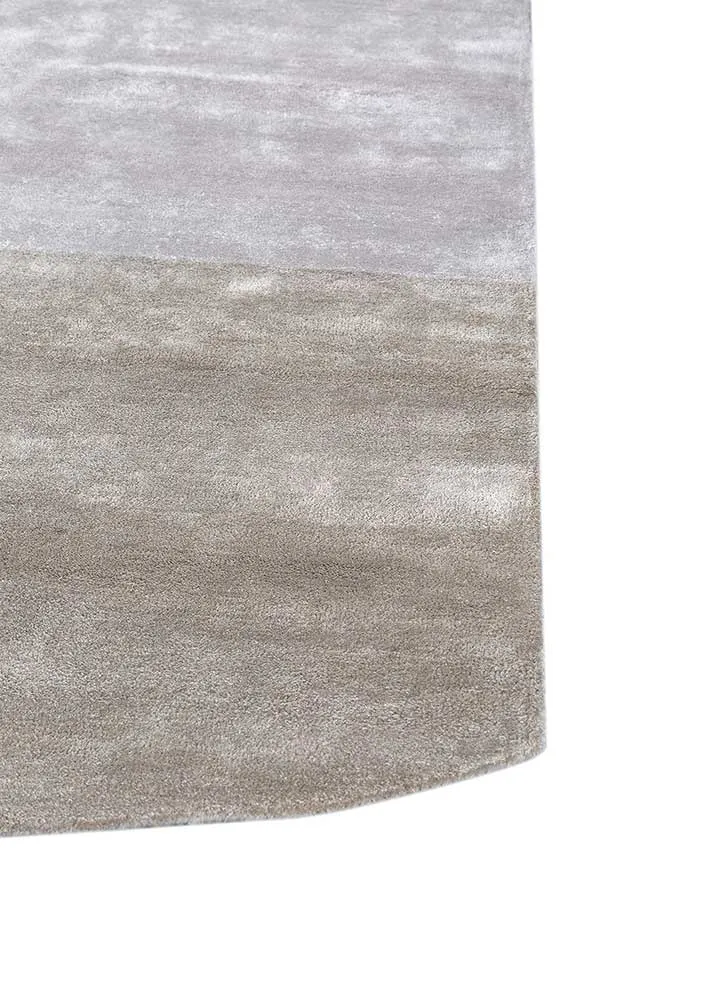 Designer Teppich sonderform - 150 x 240 cm - hellgrau