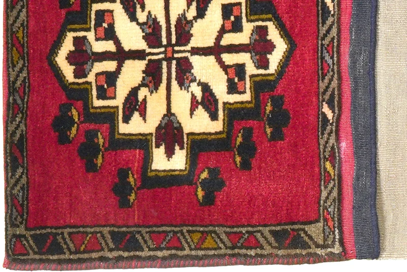 Khorjin · Handgefertigt – Rot, 123x53 cm