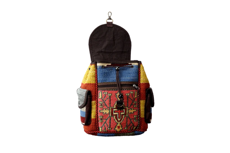 Kelim Bag · Handgefertigt – Bunt, 34x30 cm