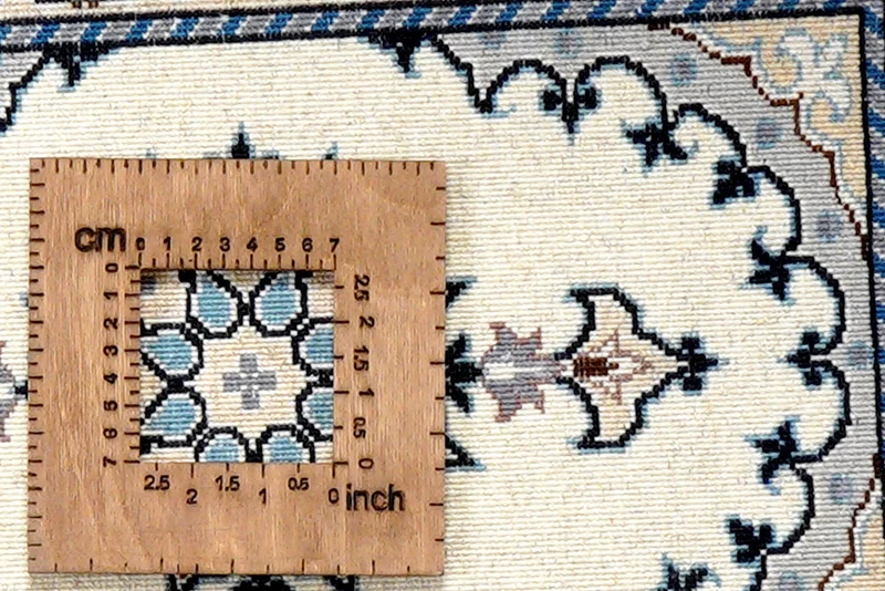 Nain 12La · Handgeknüpft – Beige, 59x39 cm