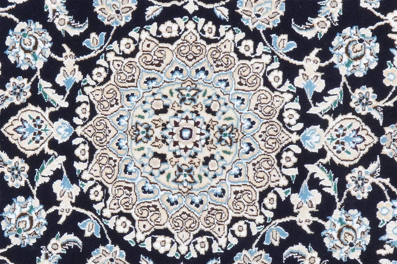 Nain 9La · Handgeknüpft – Blau, 132x88 cm