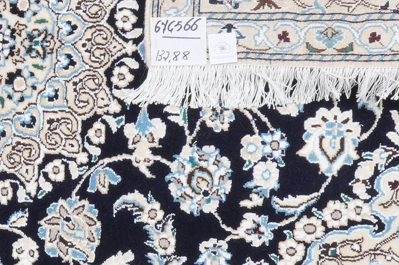 Nain 9La · Handgeknüpft – Blau, 132x88 cm