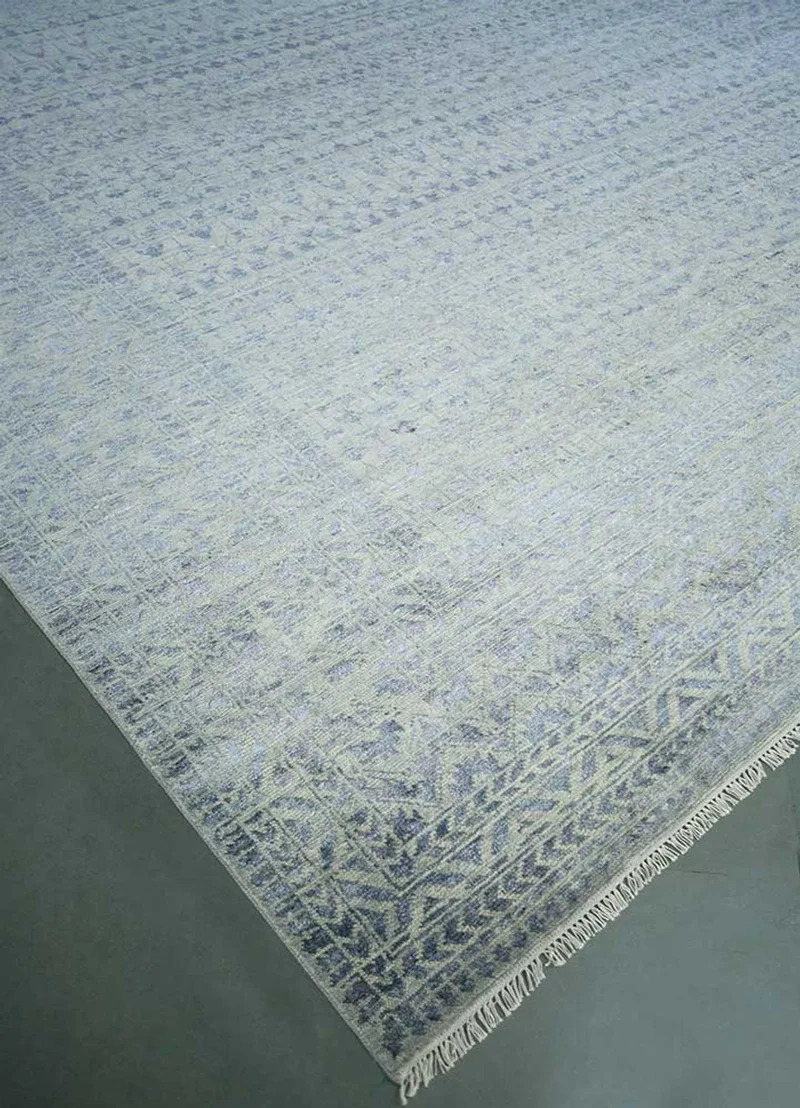 Wollteppich - 360 x 435 cm - hellblau