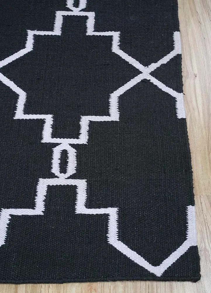 Wollteppich - 270 x 375 cm - schwarz-weiß