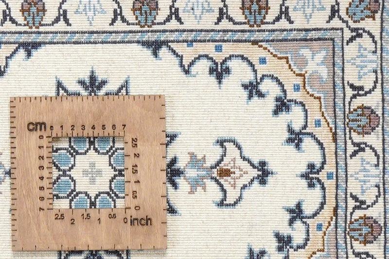 Nain 12La · Handgeknüpft – Beige, 60x40 cm