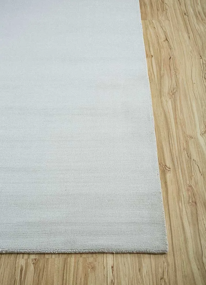 Viskose Teppich - 150 x 240 cm - hellgrau