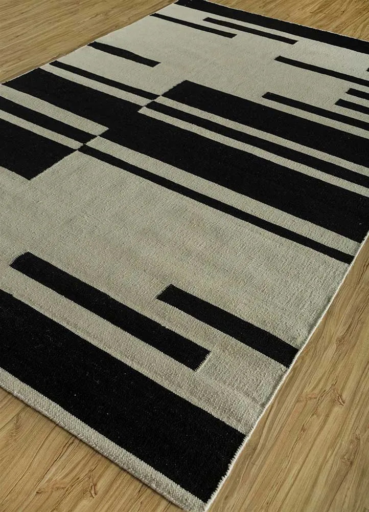 Wollteppich - 150 x 240 cm - schwarz-weiß