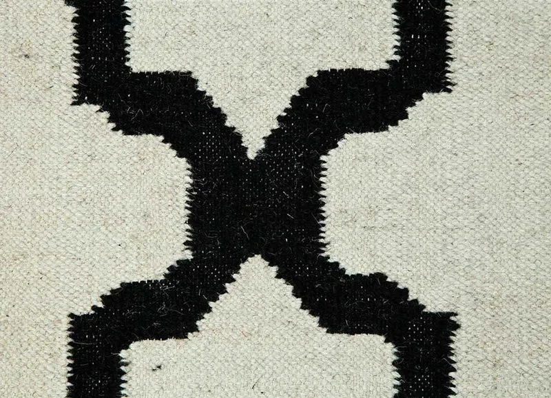Wollteppich - 150 x 240 cm - schwarz-weiß