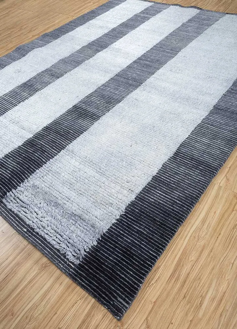 Wollteppich - 240 x 300 cm - silber