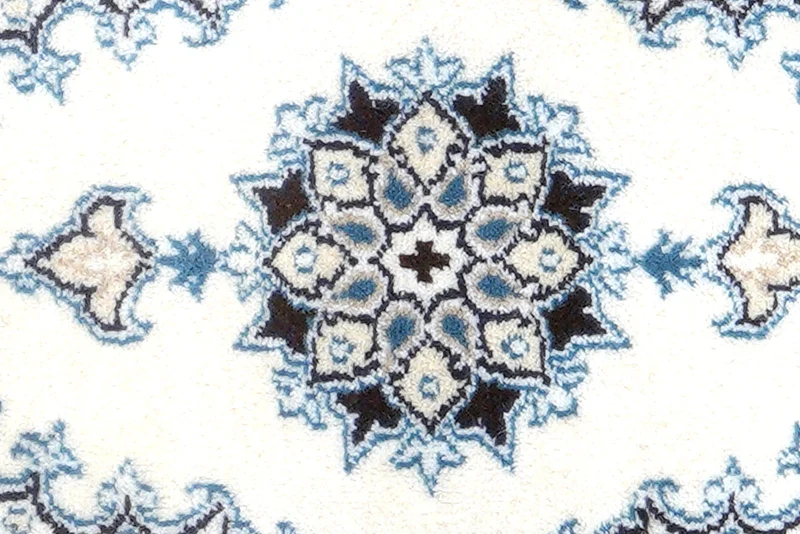Nain 12La · Handgeknüpft – Beige, 64x39 cm