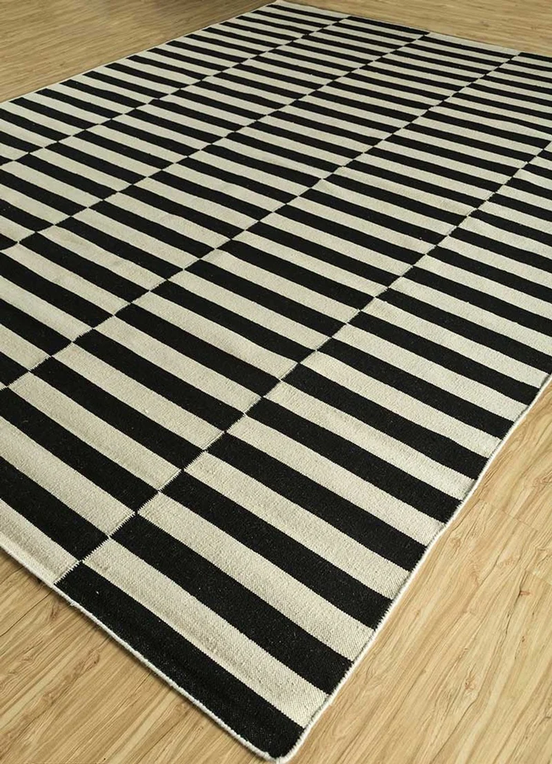 Designer Teppich - 270 x 360 cm - mehrfarbig