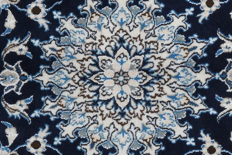 Nain 12La · Handgeknüpft – Blau, 206x119 cm