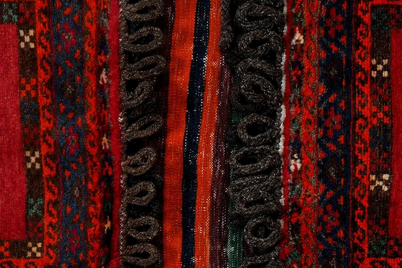 Khorjin · Handgefertigt – Rot, 92x49 cm
