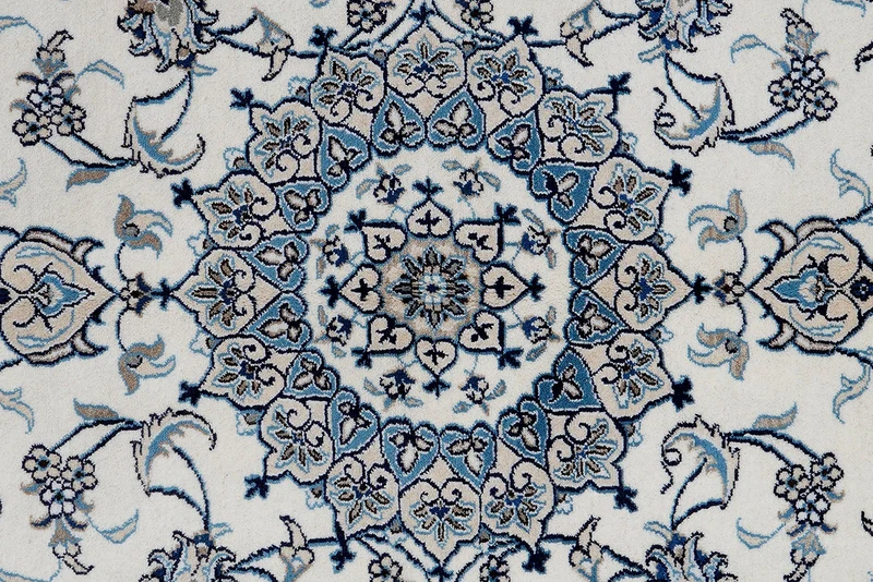 Nain 12La · Handgeknüpft – Beige, 240x195 cm