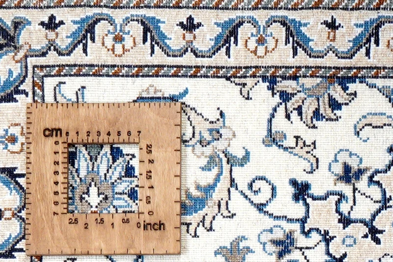 Nain 12La · Handgeknüpft – Beige, 85x60 cm