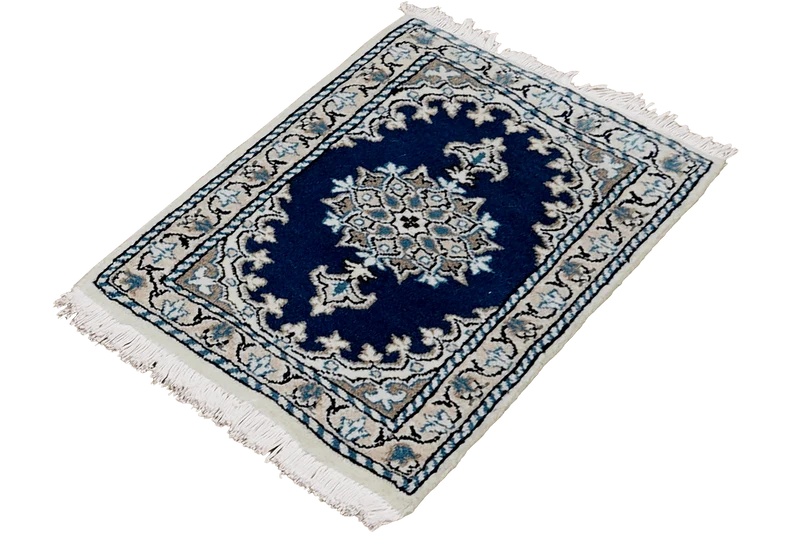Nain 12La · Handgeknüpft – Blau, 56x39 cm