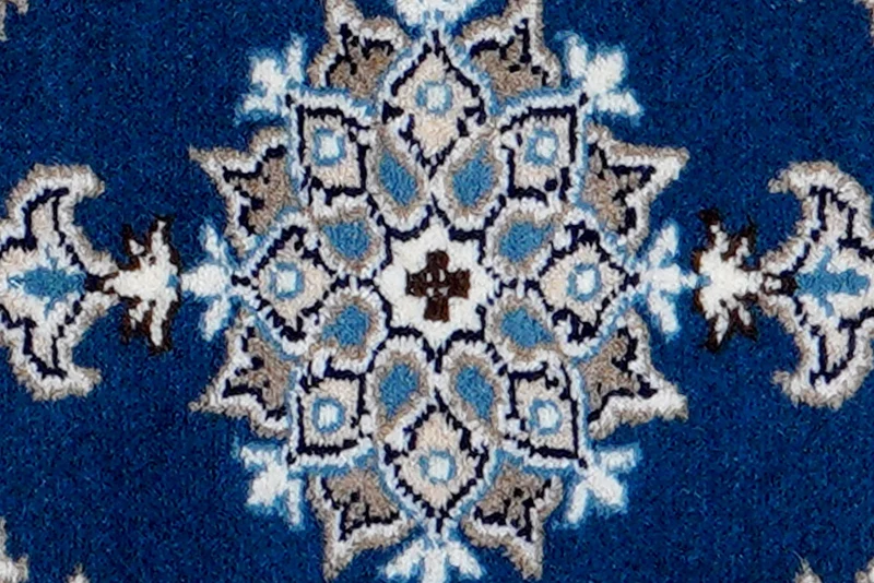 Nain 12La · Handgeknüpft – Blau, 56x39 cm