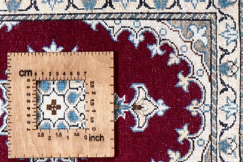 Nain 12La · Handgeknüpft – Rot, 58x39 cm