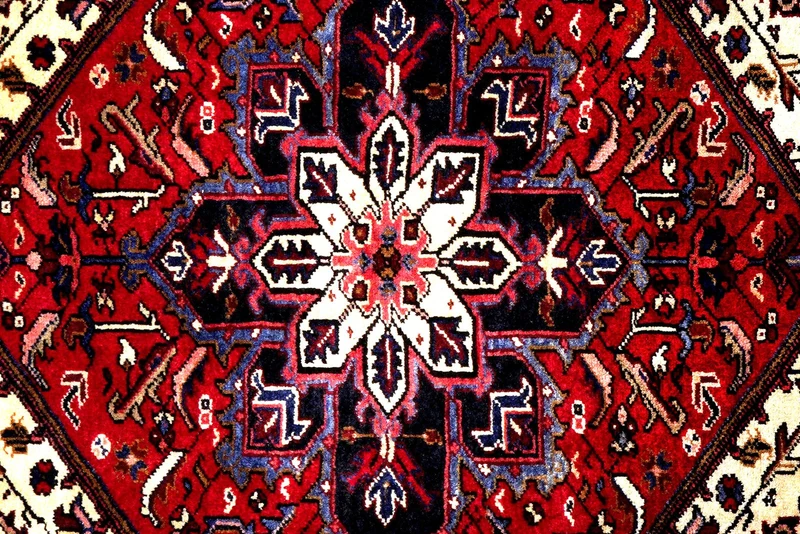 Mehrewan · Handgeknüpft – Rot, 136x105 cm