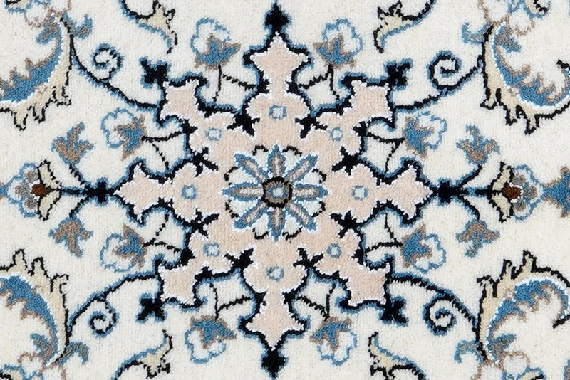 Nain 12La · Handgeknüpft – Beige, 82x55 cm