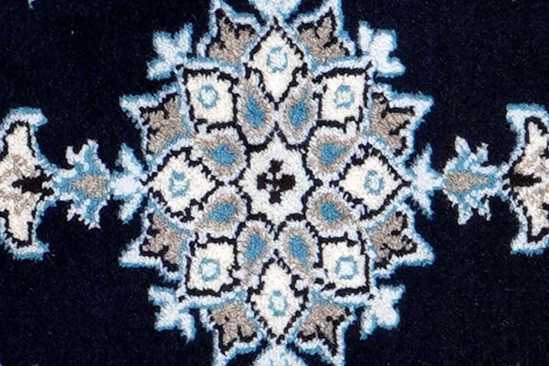 Nain 12La · Handgeknüpft – Blau, 61x41 cm