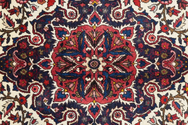 Bakhtiar · Handgeknüpft – Rot, 310x213 cm