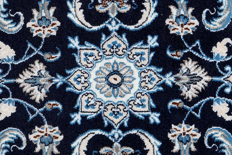 Nain 12La · Handgeknüpft – Blau, 135x68 cm