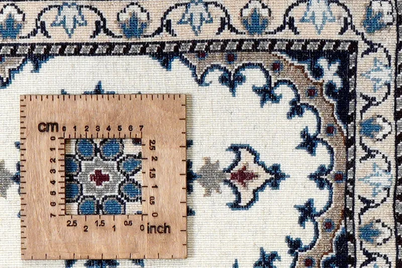 Nain 12La · Handgeknüpft – Beige, 59x37 cm
