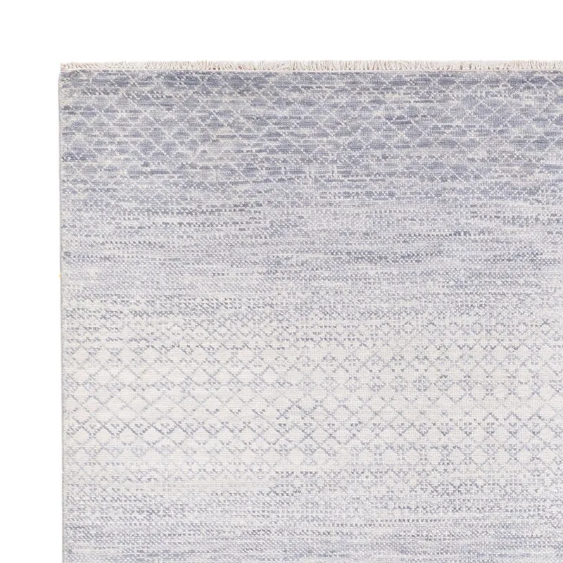 Designer Teppich 244x304cm - hellblau