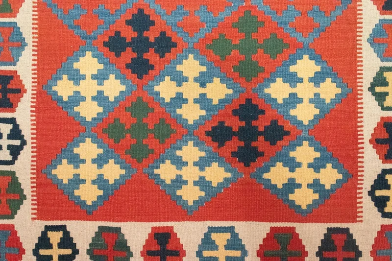 Kelim Fars Teppich 120x180cm - rot