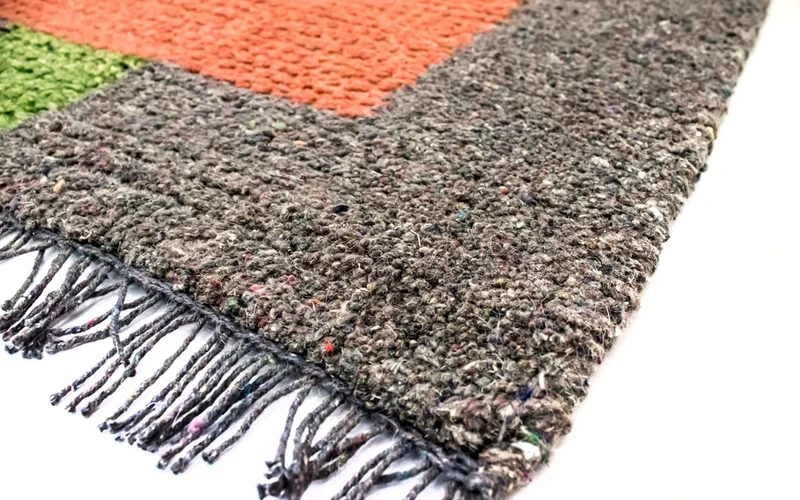 Nepal Teppich 70 x 140 cm - mehrfarbig